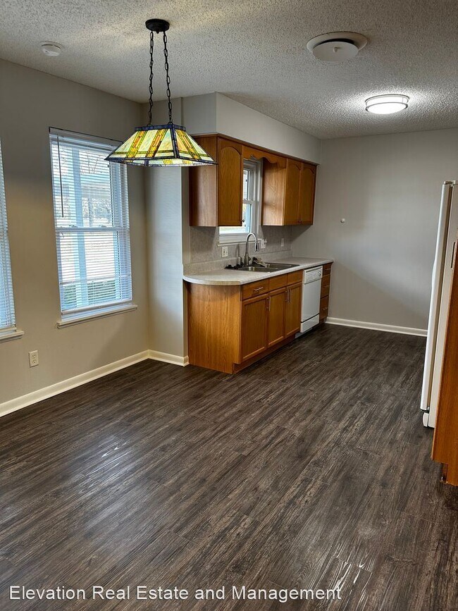 Building Photo - 4 br, 3 bath House - 2035 S. Cline Avenue
