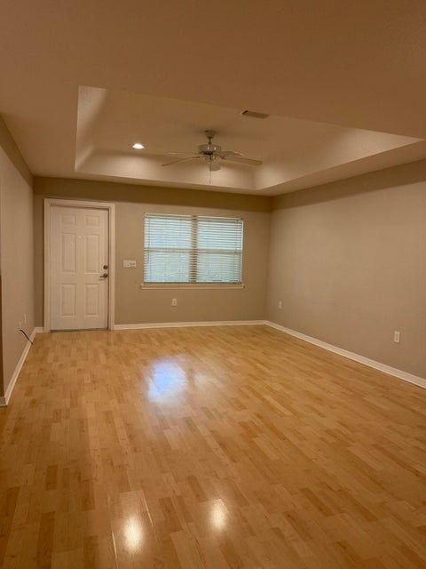 Foto del edificio - 1739 N Dovetail Dr