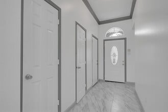 Building Photo - 3515 Walden Dr