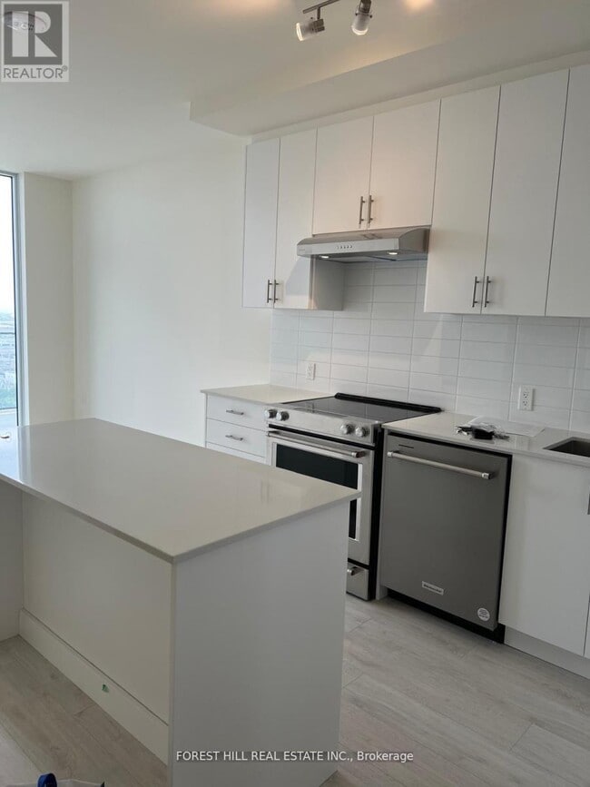 Photo du bâtiment - 8960 Jane St