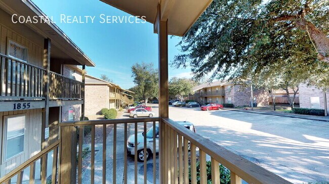 Foto del edificio - 1851 Norwood Ct