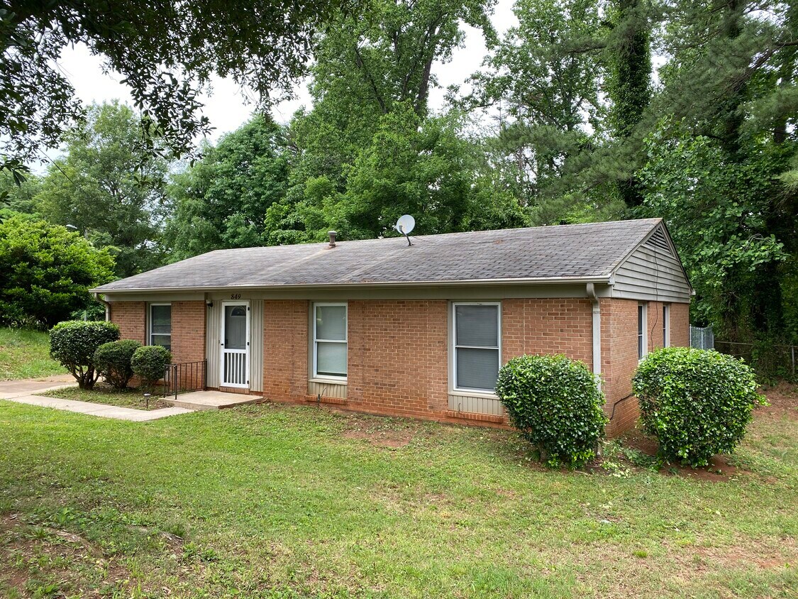 849 Charles Ct, WinstonSalem, NC 27107 House Rental in WinstonSalem