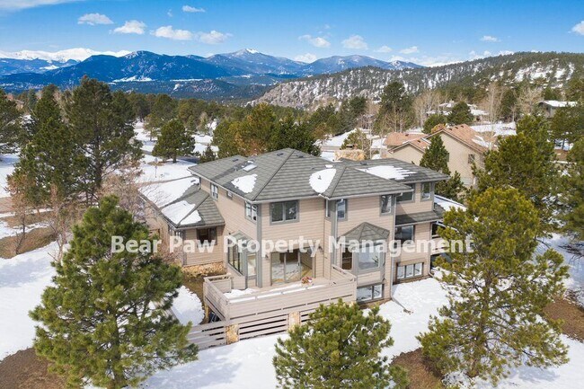 Building Photo - Beautiful Home in Genesee!!