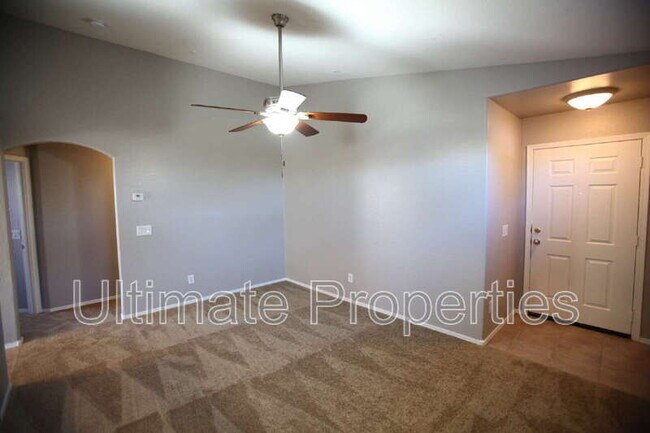 Foto del edificio - 15216 N B Ct
