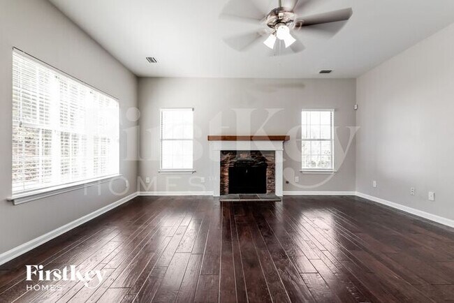 Building Photo - 7262 Tascosa Dr