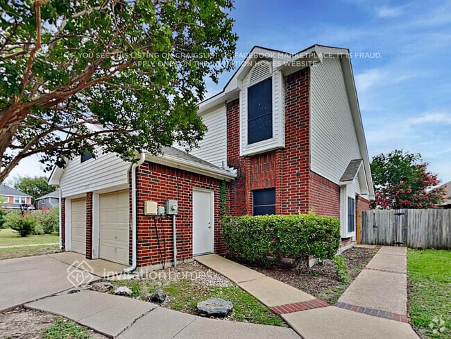 Building Photo - 3332 Renaissance Dr