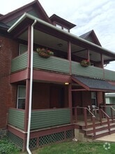 Building Photo - 1037 Hepburn St
