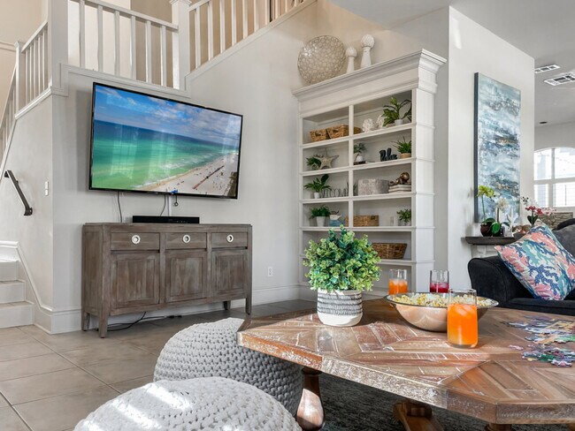 Building Photo - 4421 Luke Ave