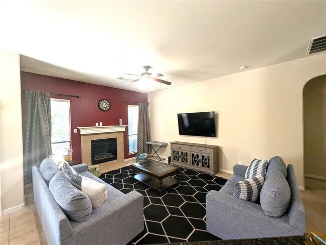 Foto del edificio - 303 Steer Acres Ct