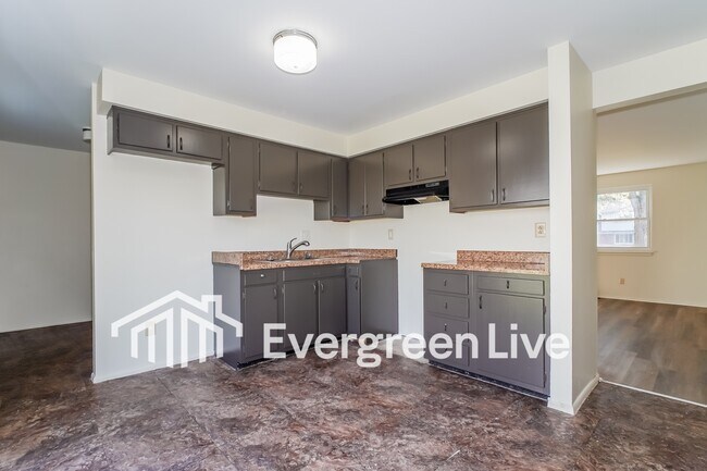 Foto del edificio - 6319 Taylorsville Rd