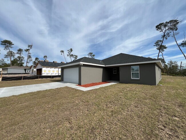 Foto del edificio - Be the FIRST to live in this BRAND NEW 3 B...