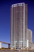 Building Photo - Mint