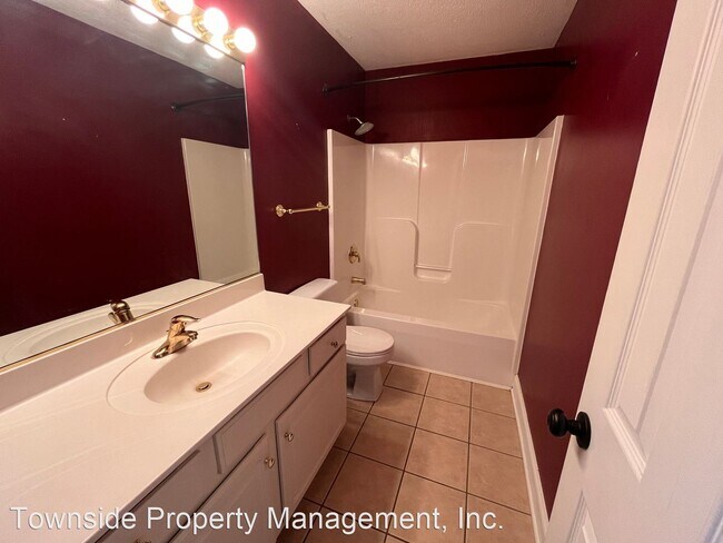 Foto del edificio - 5 br, 2.5 bath House - 1738 Lions Drive