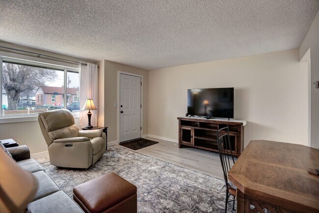 Foto del edificio - Prime North Spokane Location Near Providence Hospital
