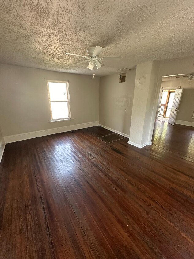 Foto principal - 1210 Tazewell Ave SE
