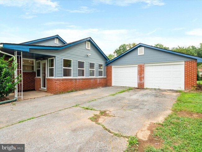 Building Photo - 14150 Harrisville Rd