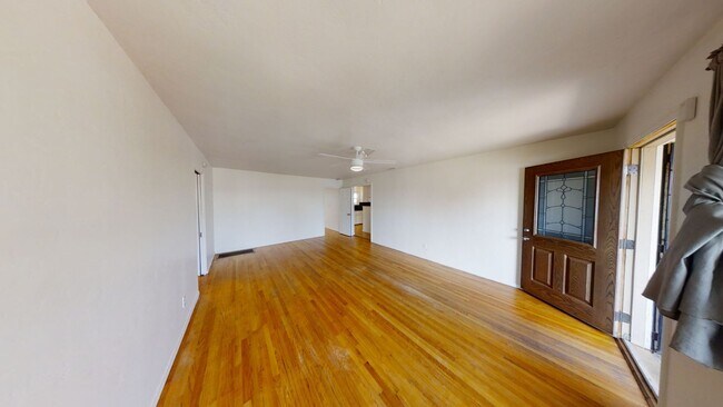 Foto del edificio - 3BD/2BA on Dorothy Drive!