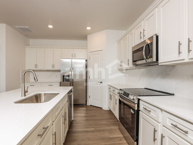 Foto del edificio - 12286 Thunder Creek Pky
