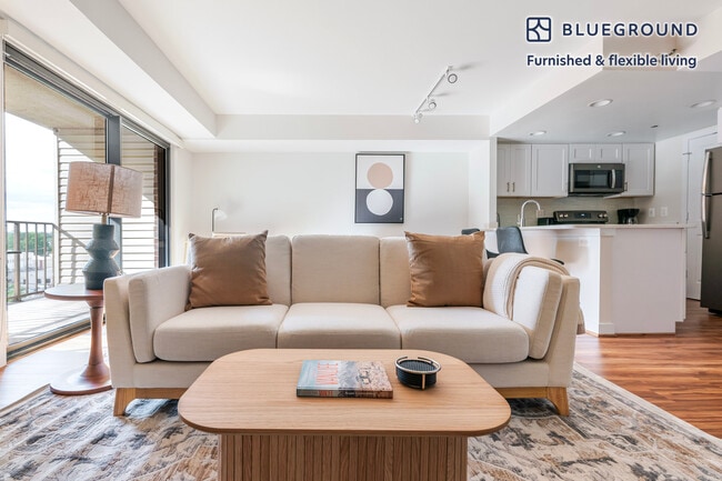 Building Photo - 2500 Clarendon Blvd