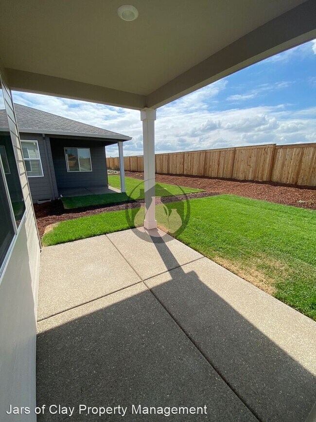 Building Photo - 3 br, 2 bath House - 2590 Ben Brown Dr.