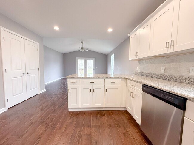 Foto del edificio - 3-Bedroom Home with Garage and Large Deck in Baxter