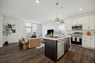 Building Photo - The Espen Residences