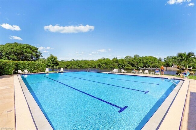 Foto del edificio - 15 Bluebill Ave