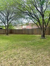 Building Photo - 11104 Chatam Berry Ln