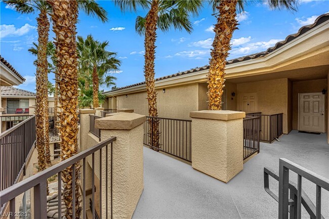 Building Photo - 7159 S Durango Dr