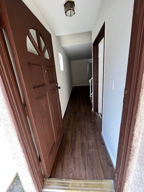 Foto del edificio - 528 League Ave