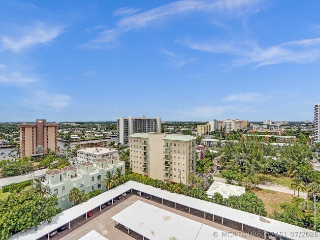 Foto del edificio - 405 N Ocean Blvd