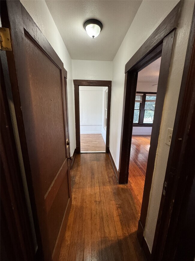 Foto del edificio - 1612 Heights Blvd