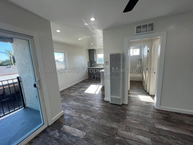 Building Photo - 9110 Hall Rd