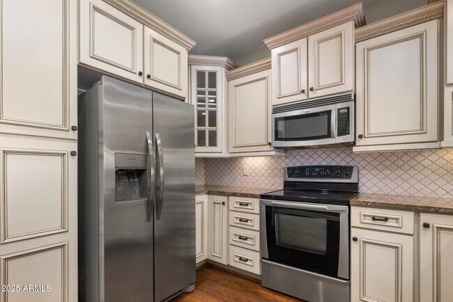 Building Photo - 4401 N 24th Pl