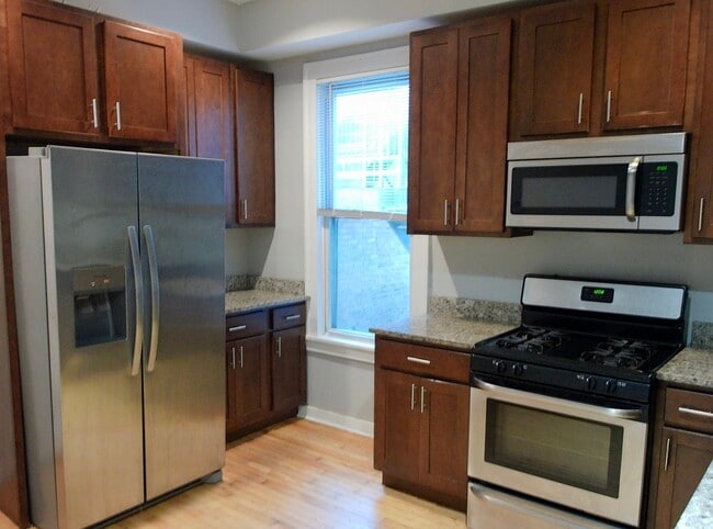 Foto del edificio - 937 N Ashland Ave