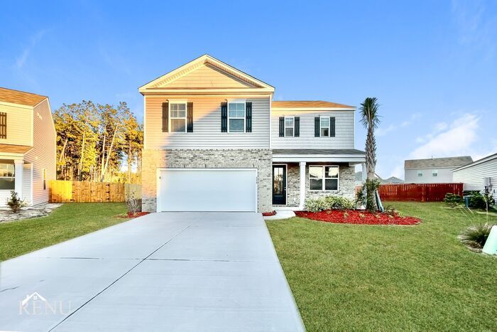 Primary Photo - 608 Solar Ct