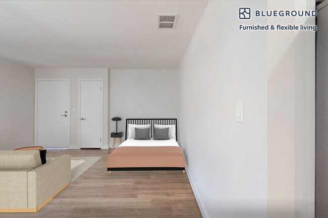 Foto del edificio - 11208 S Western Ave