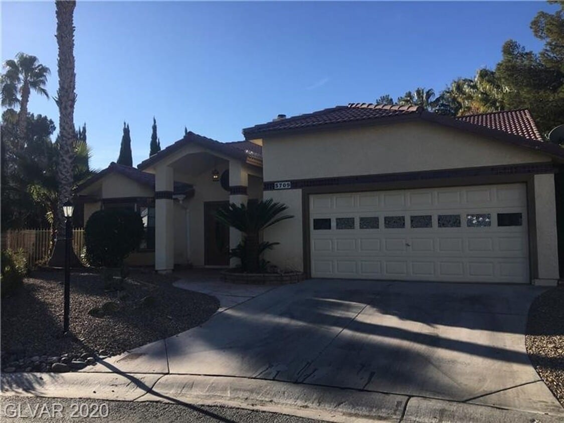 Foto del edificio - 5709 Spicewood Cir