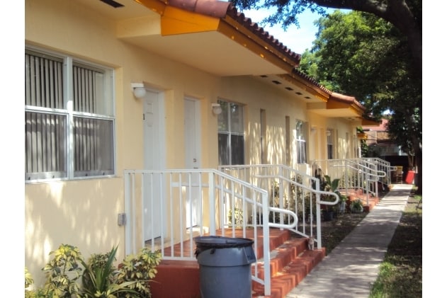 Foto del edificio - 1330 NW 5th St