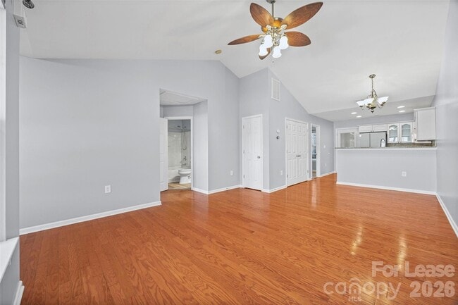 Building Photo - 2052 Shady Pond Dr