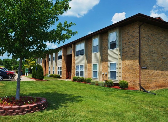 Eagle Crest Apartments - Ozark, MO | Apartments.com