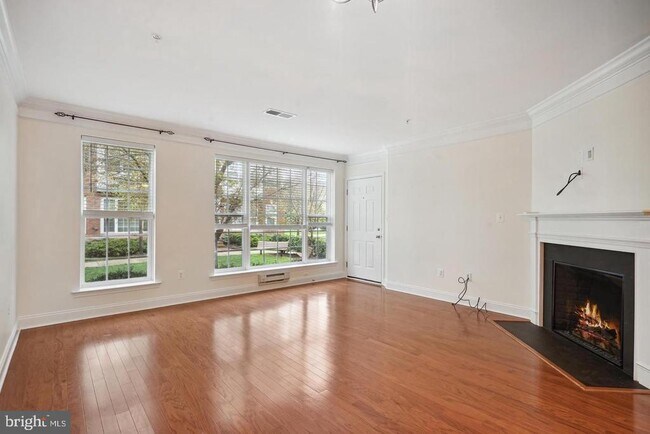 Foto del edificio - 22936 Spicebush Dr