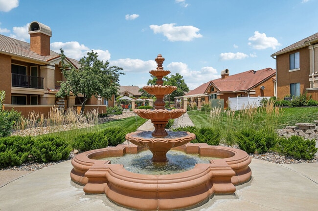 Building Photo - Casa De Fuentes