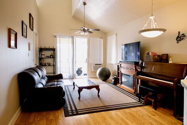 Foto del edificio - 95-996-996 Wikao St