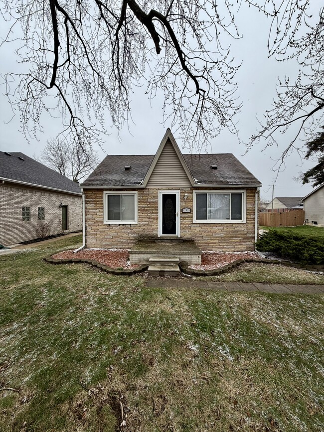 Building Photo - 12939 Devoe St