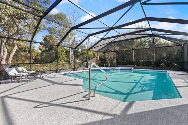 Building Photo - 366 34th Ct SW