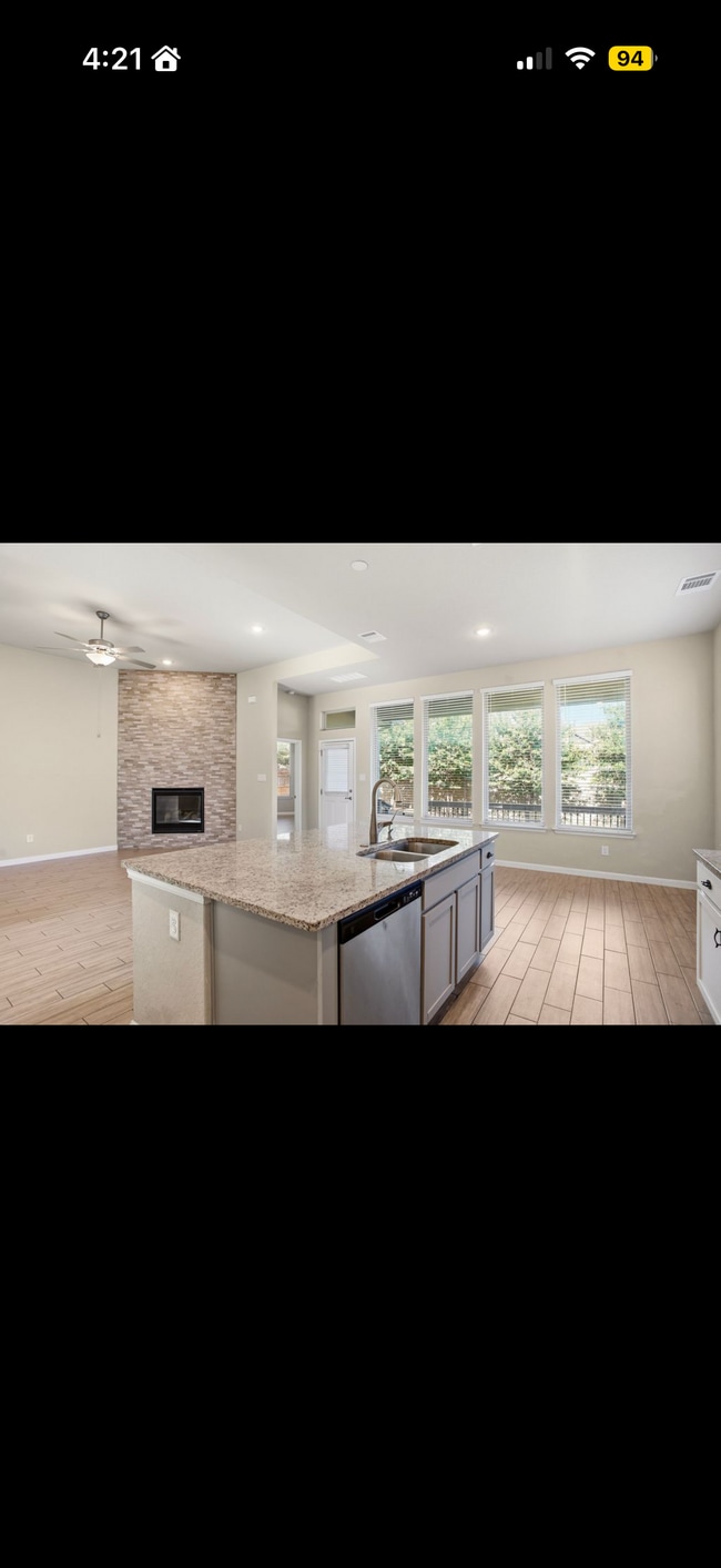 Building Photo - 1610 Buckner Pl
