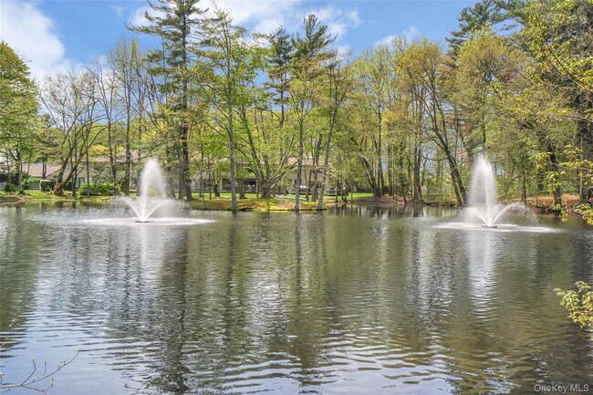 Foto del edificio - 124 Foxwood Dr