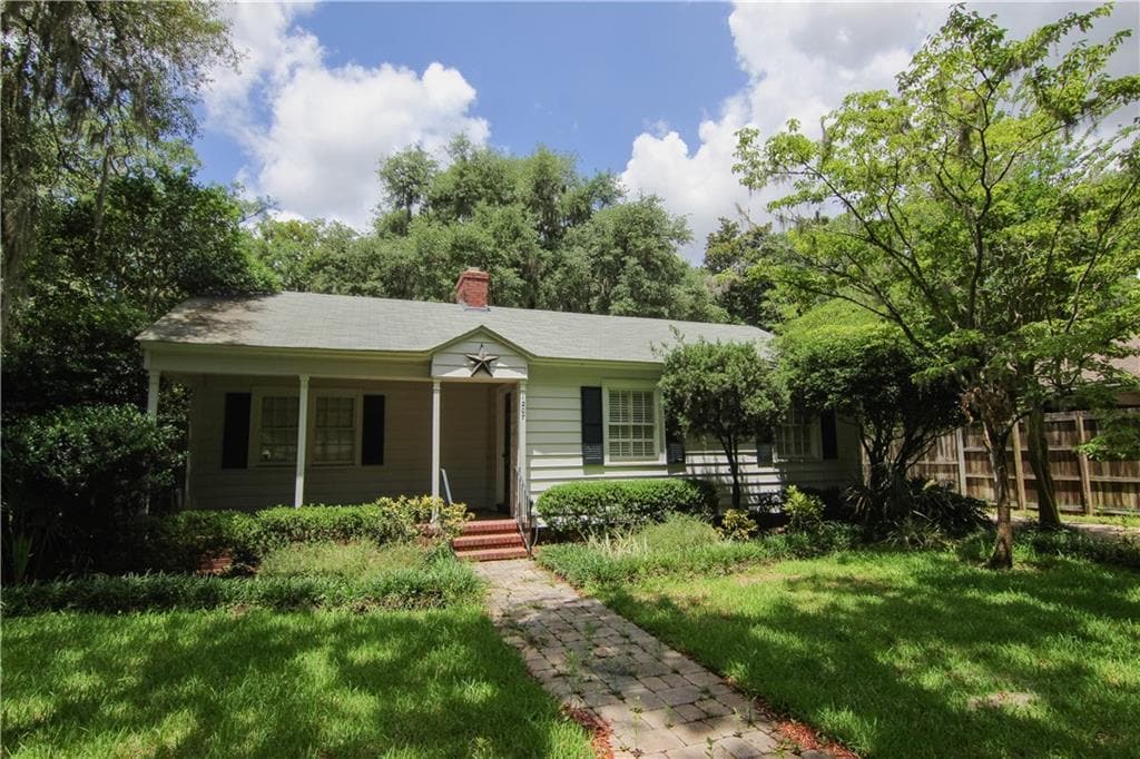 Primary Photo - 1207 Pine Ave