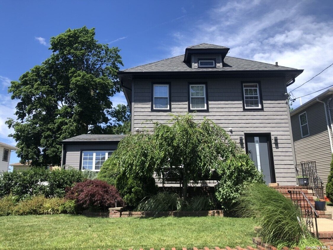 Primary Photo - 55 Harrison Ave